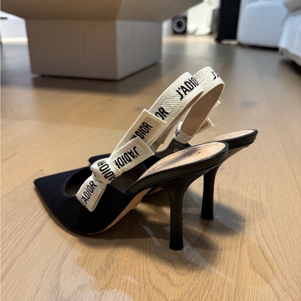 J’Adior pointy slingbacks - Picture 2 of 5